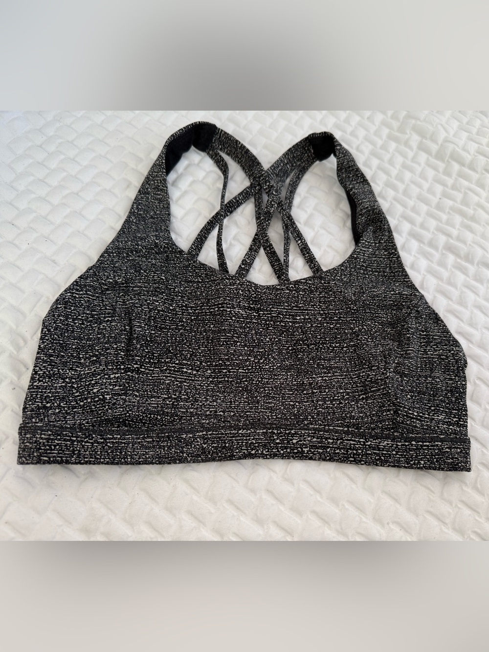 “SIZE 6” LULULEMON SPORTS BRA
